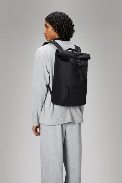 Rains Rolltop Rucksack Seljakott Must - Image 2